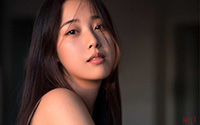 性感美女吊带衫私房写真(8)