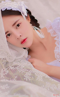 白色蕾丝裙甜美女孩户外写真(8)