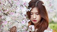 少妇酥胸撩人床上写真(7)
