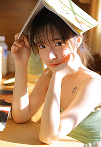 居家清纯少女甜美可爱迷人写真(9)