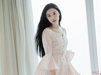 长腿酥胸美女(7)